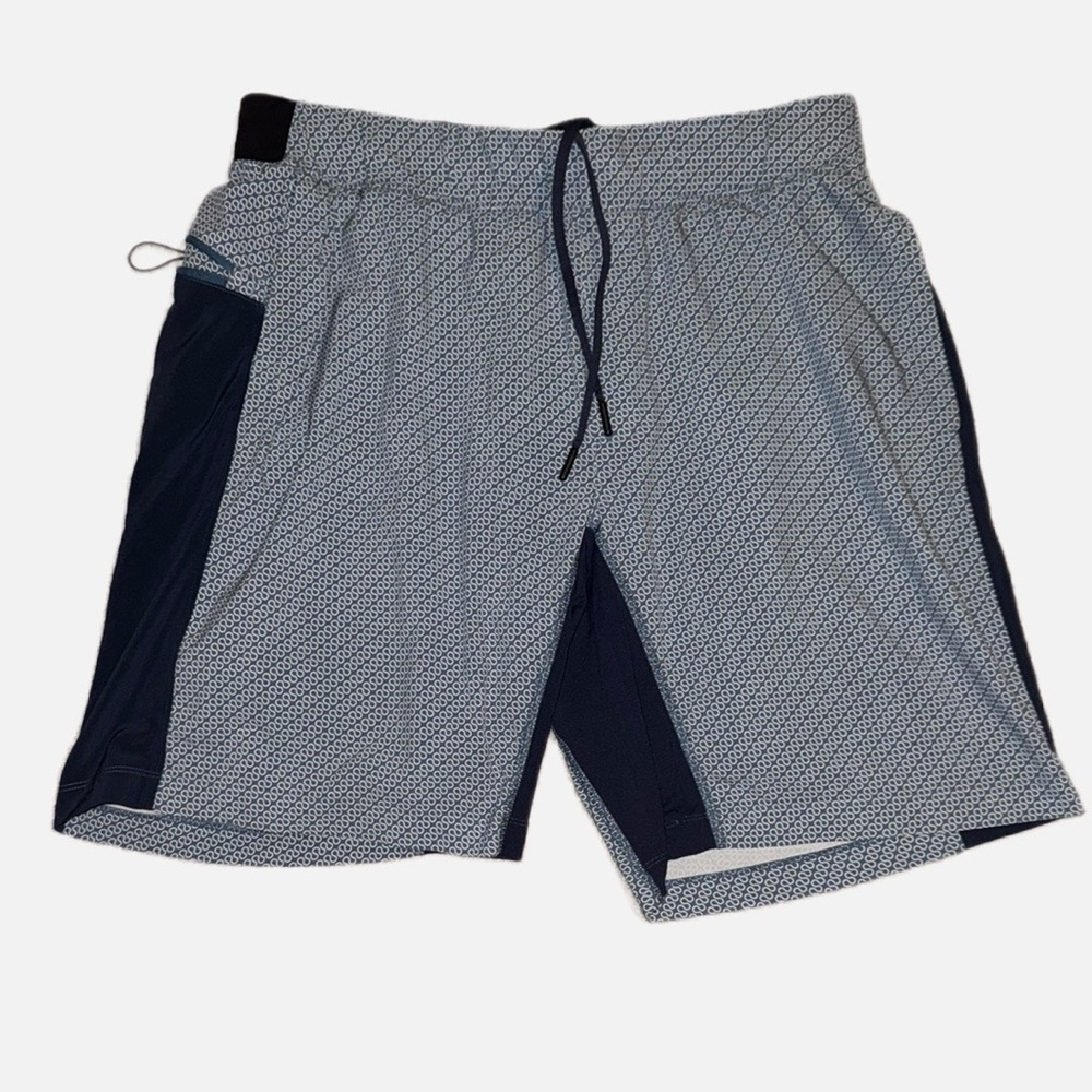 Lululemon Men Size M Deep Navy Namaste At The Beach Shorts II